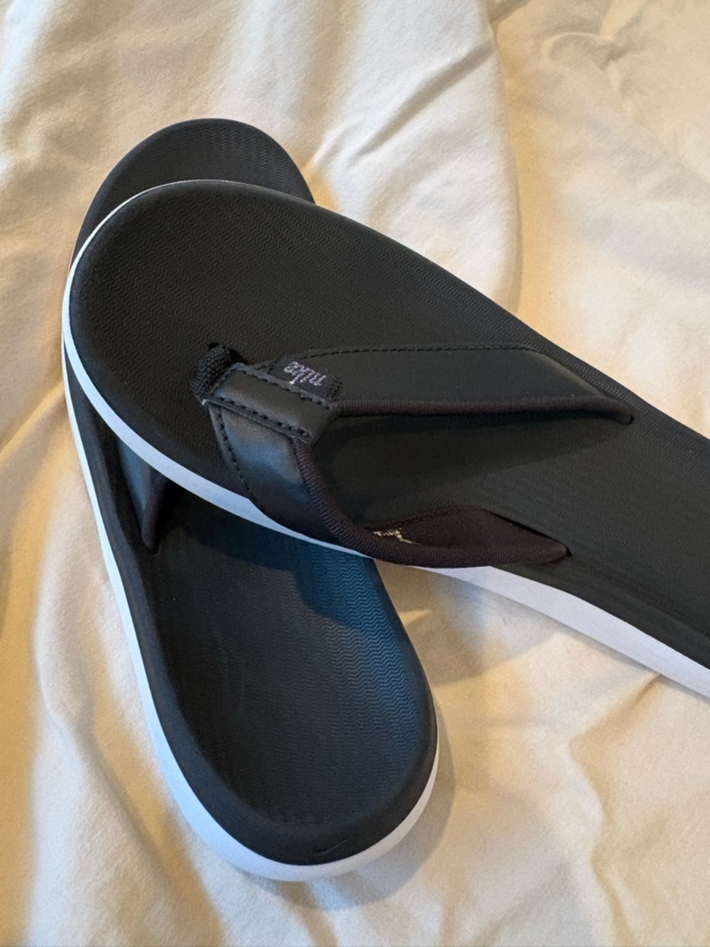 Nike Black and White Women's Flip Flop Sandals - Picture 6 of 10